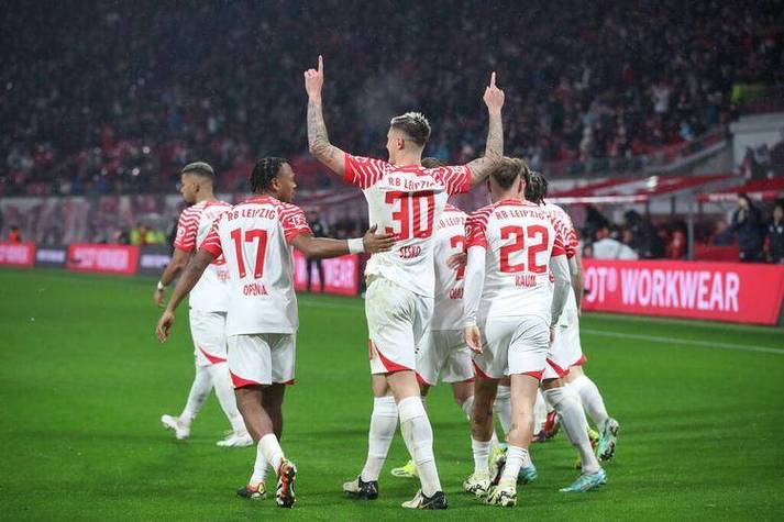 科隆队客场输给莱比锡红牛,遭遇惨败的简单介绍 科隆队客场输给莱比锡红牛,遭遇惨败的简单介绍