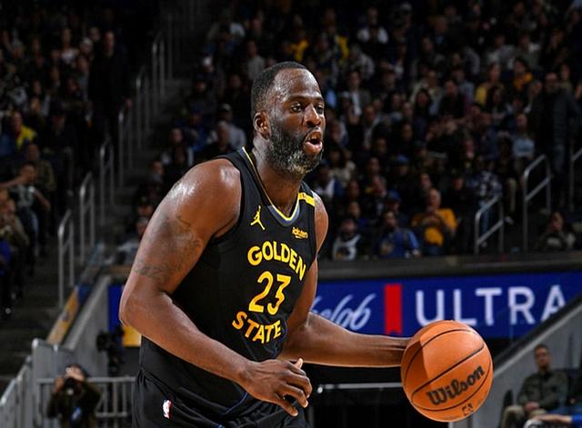 勇士主场惨遭黄蜂逆转 勇士主场惨遭黄蜂逆转