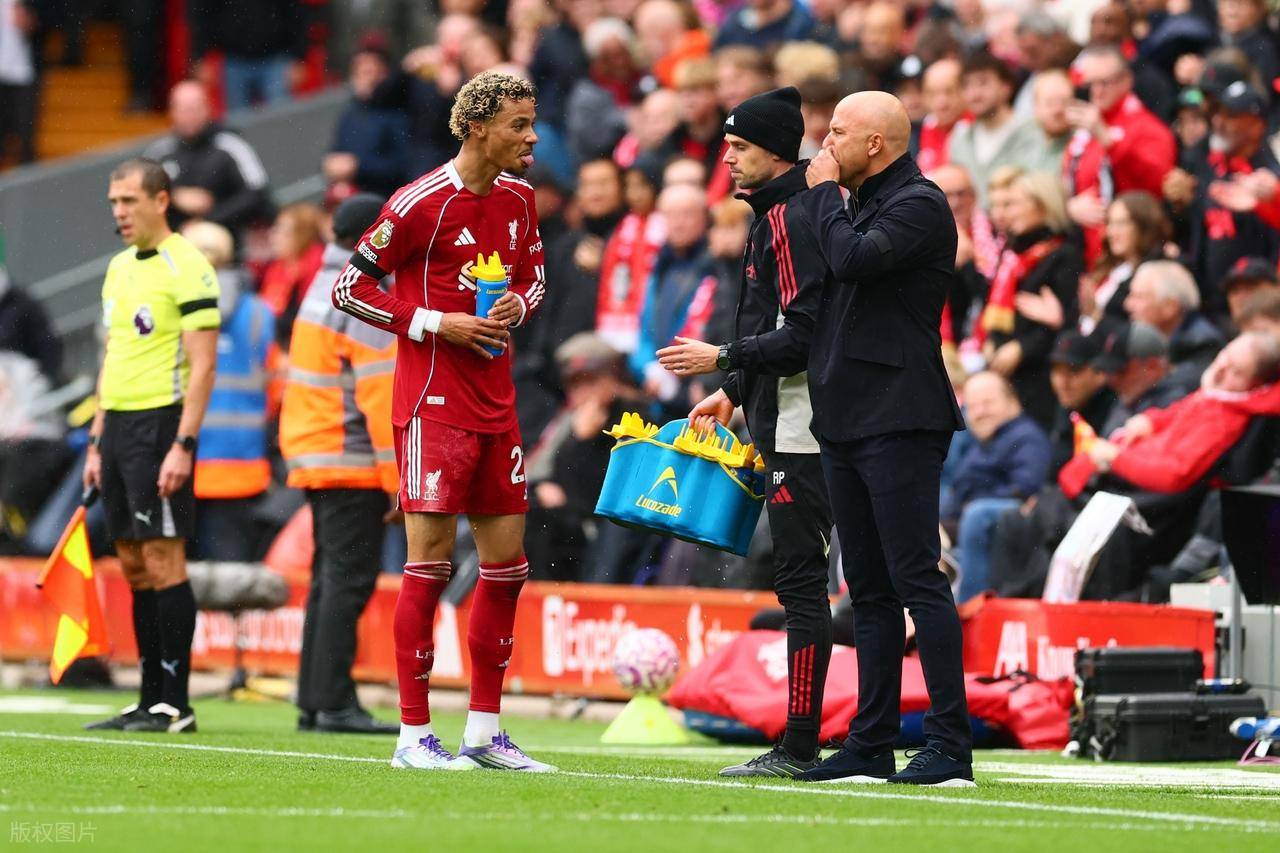 开运体育平台-关于利物浦力挫曼联晋级，将晋级欧冠总决赛！的信息