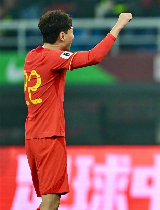 关于出色发挥令人惊艳,国家队再获胜利的信息 关于出色发挥令人惊艳,国家队再获胜利的信息